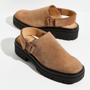 Free People Menswear Slingback Mules (Gently Worn)